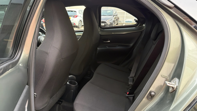 Toyota Aygo X 1.0 VVT-i Edge 5dr Petrol Hatchback